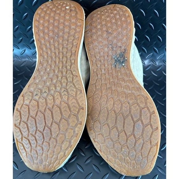 New Balance Fresh Foam Cruz Tan Cream MCRUZOT Mens SOFT sneakers size 13 - Picture 7 of 8